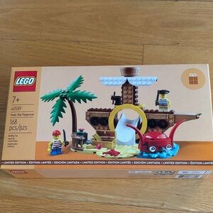 LEGO 40589 Pirate Ship Playground Limited Edition New in Box 🏴‍☠️🏴‍☠️🏴‍☠️